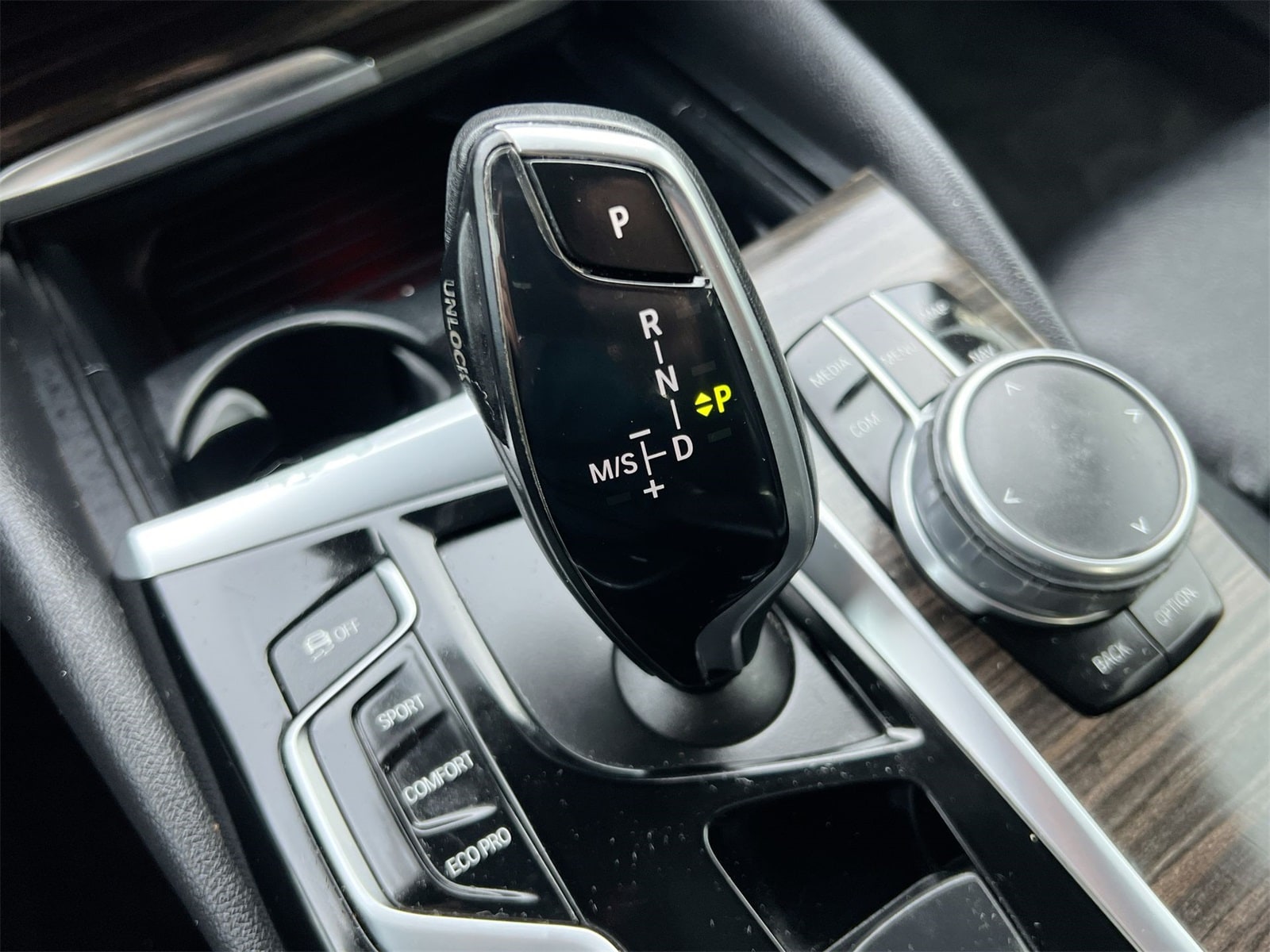 Thumbnail: 2018 BMW 5 Series - 32