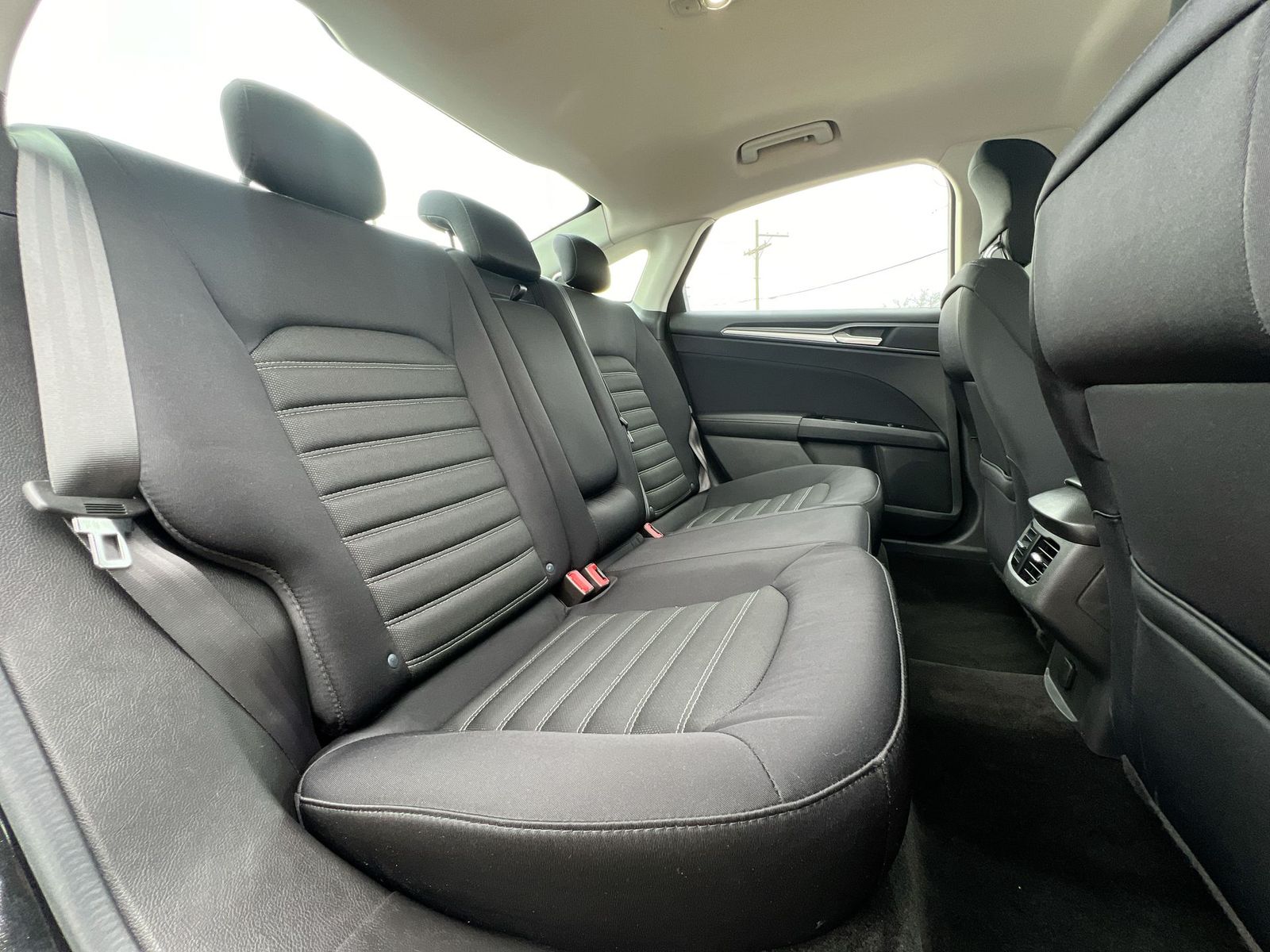 Thumbnail: 2014 Ford Fusion - 19