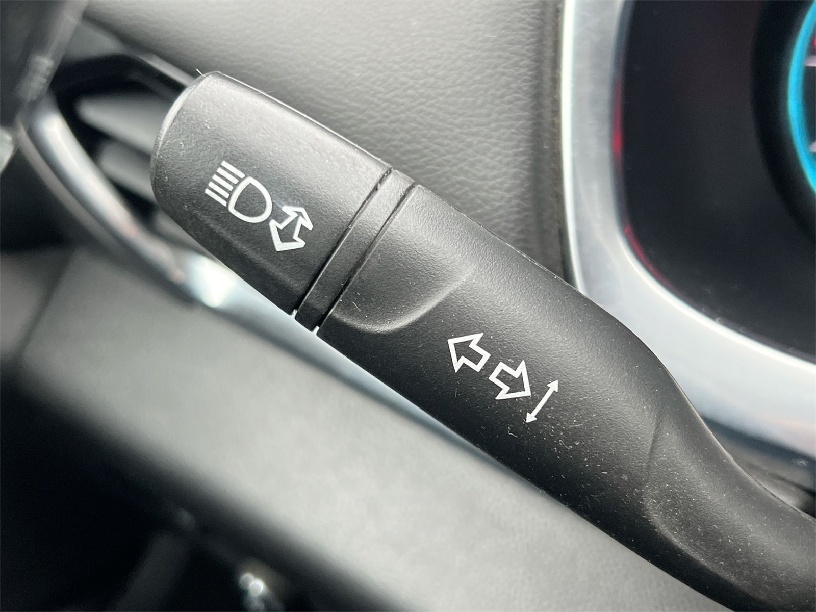 Thumbnail: 2018 Chevrolet Traverse - 26