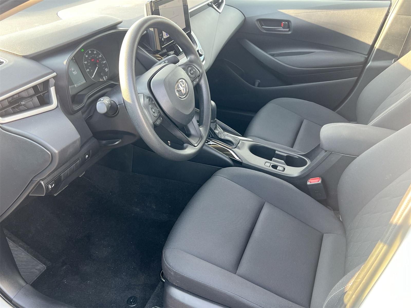 Thumbnail: 2023 Toyota Corolla - 10