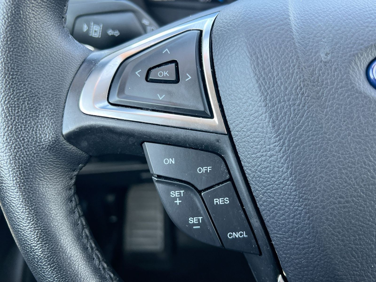 Thumbnail: 2024 Ford Edge - 23