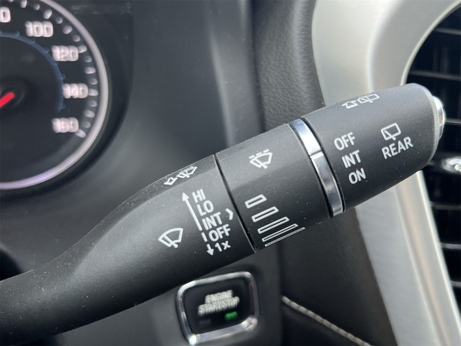 Thumbnail: 2022 GMC Acadia - 25