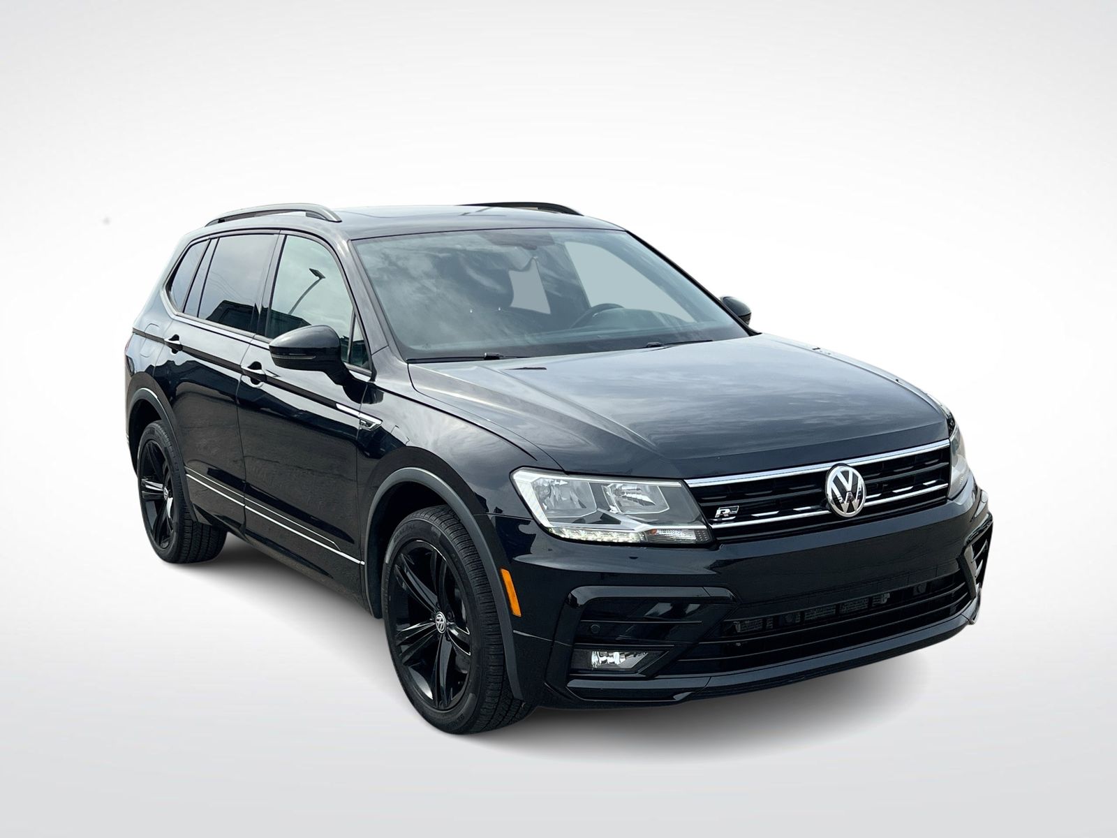 Thumbnail: 2019 Volkswagen Tiguan - 2