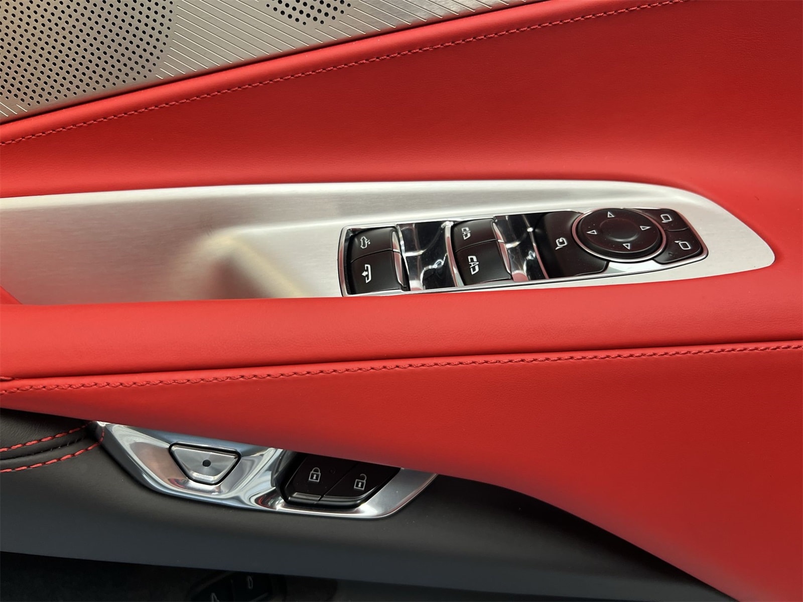 Thumbnail: 2023 Chevrolet Corvette - 10