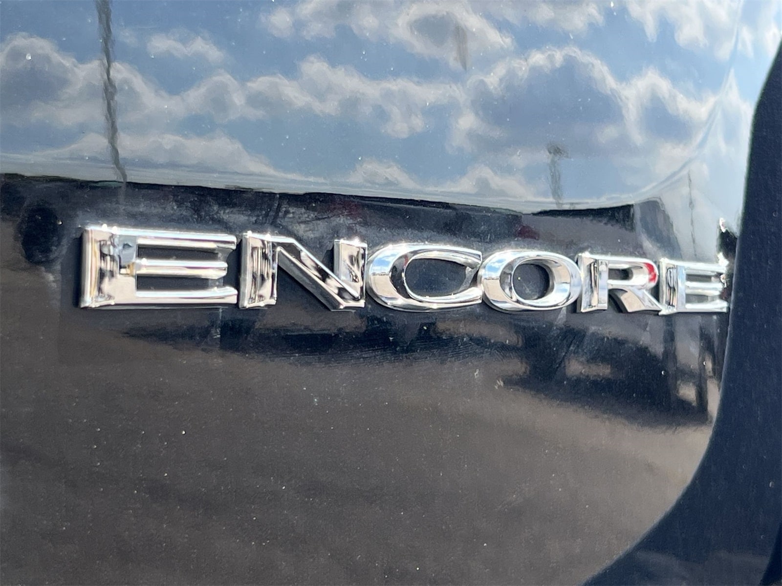 Thumbnail: 2018 Buick Encore - 13