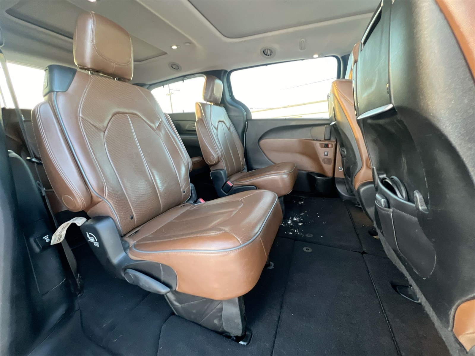 Thumbnail: 2018 Chrysler Pacifica - 20