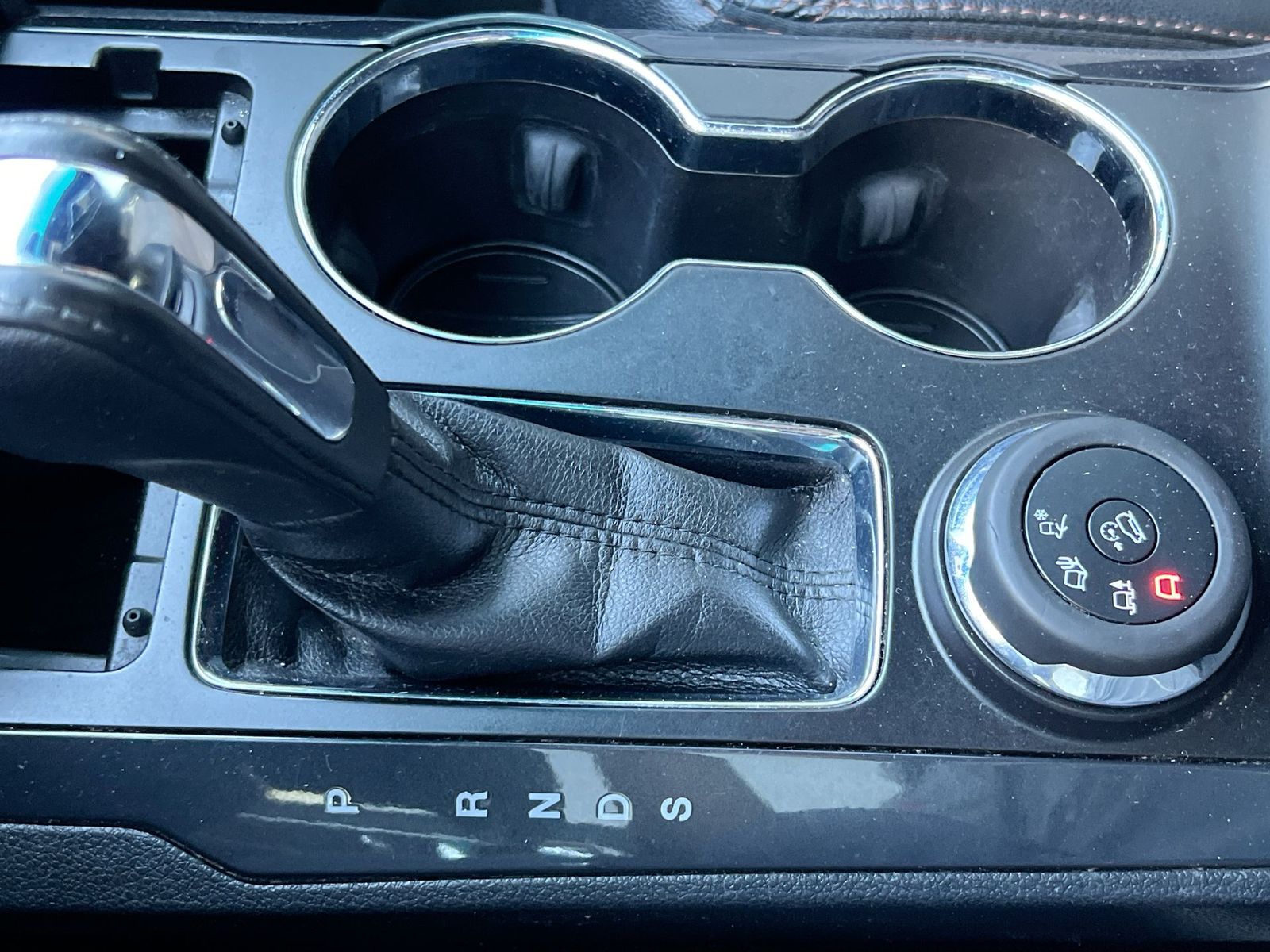 Thumbnail: 2017 Ford Explorer - 31