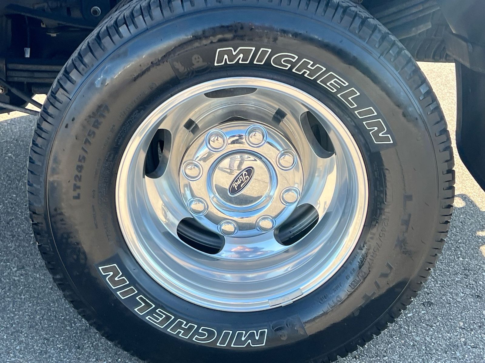 Thumbnail: 2019 Ford F-350 - 14