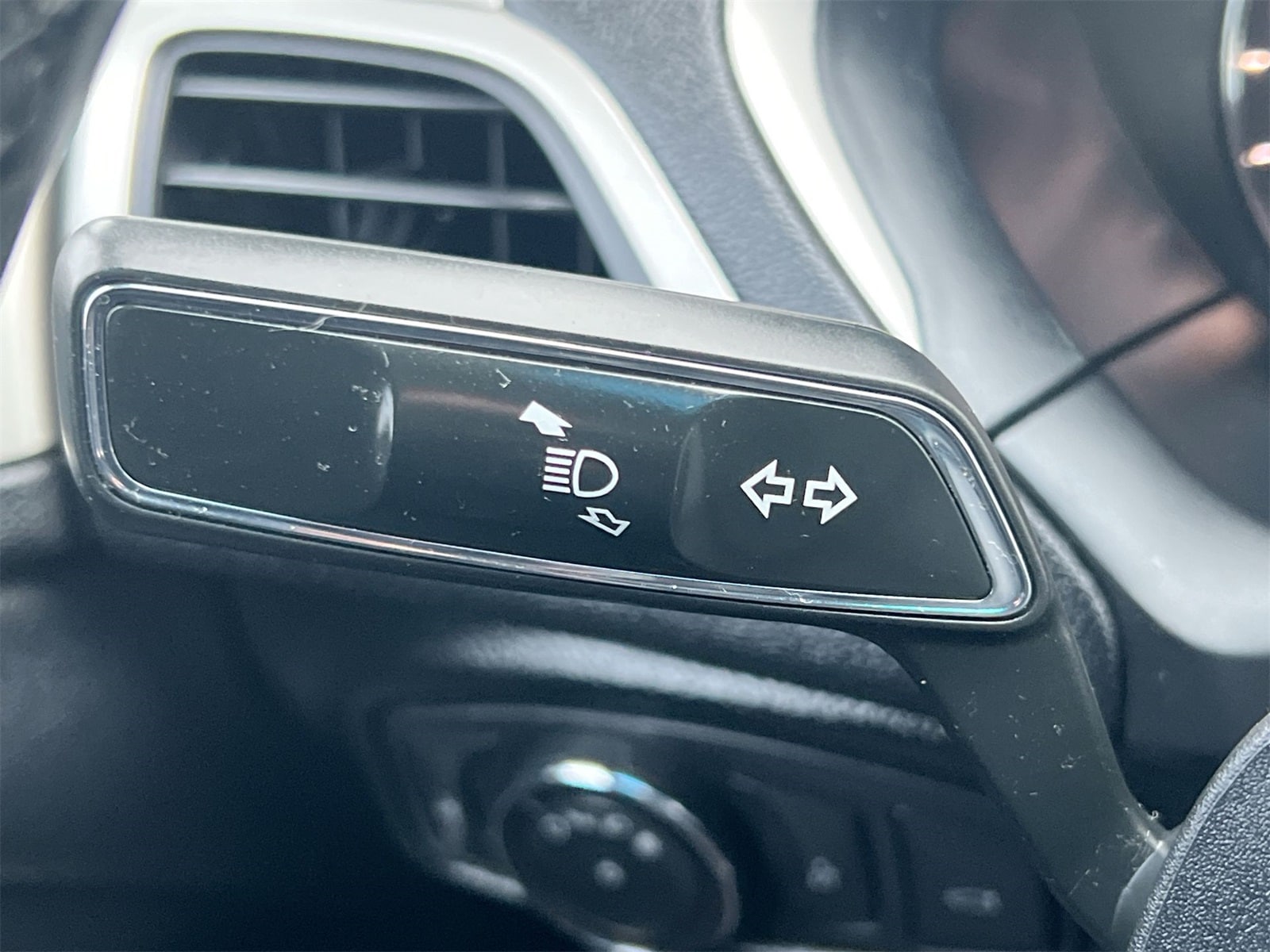 Thumbnail: 2018 Lincoln MKZ - 27