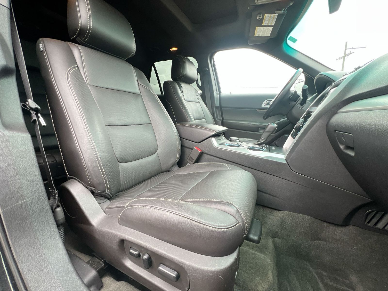 Thumbnail: 2014 Ford Explorer - 21