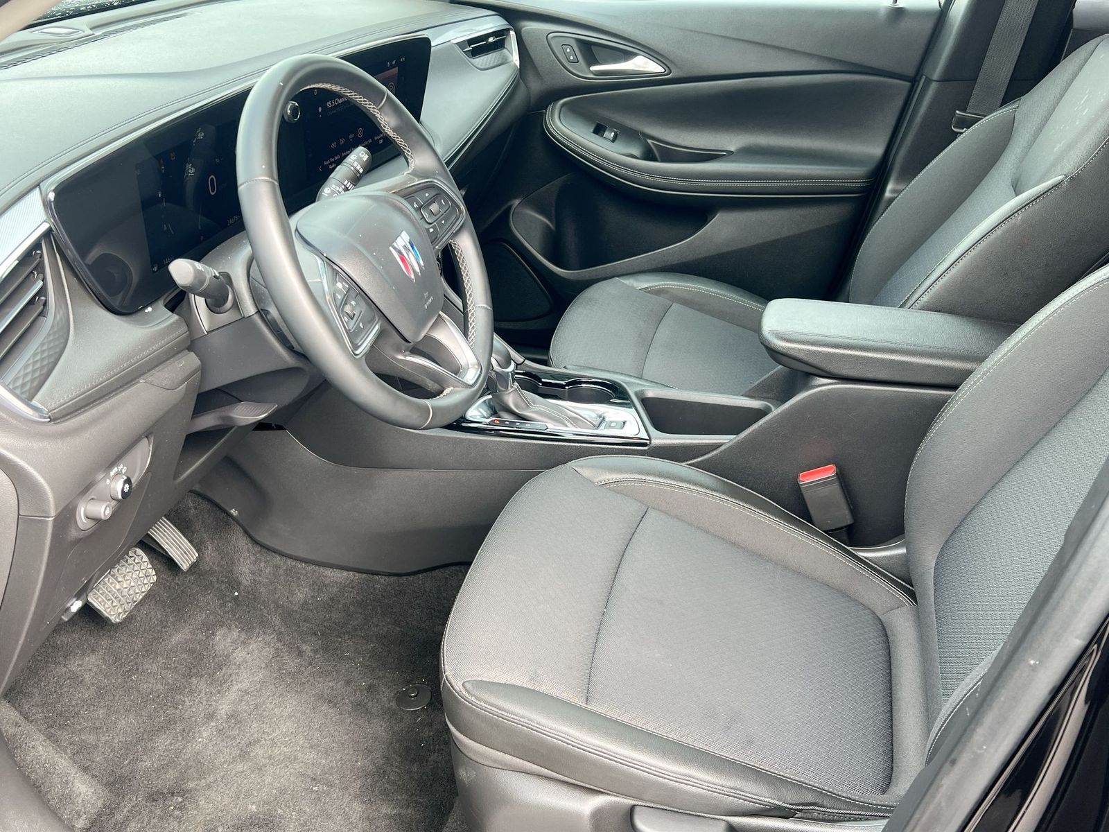 Thumbnail: 2025 Buick Encore GX - 10