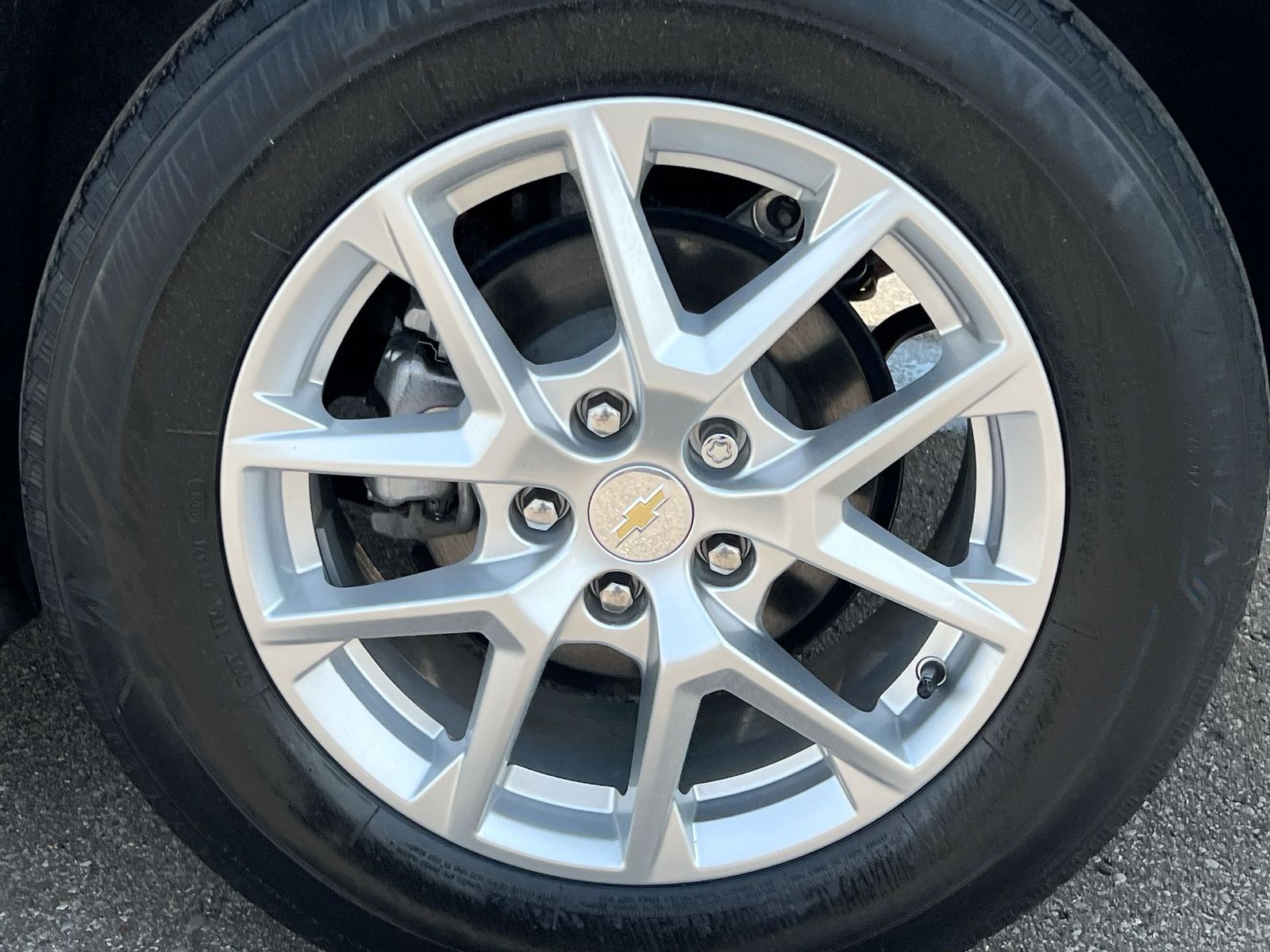 Thumbnail: 2022 Chevrolet Equinox - 14