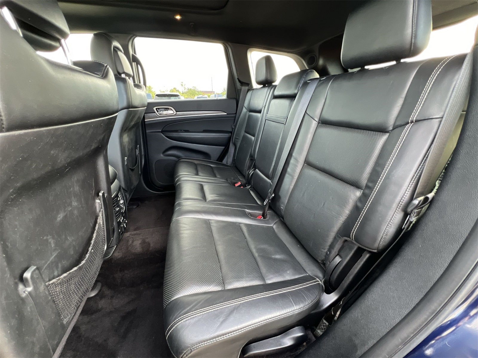 Thumbnail: 2017 Jeep Grand Cherokee - 20