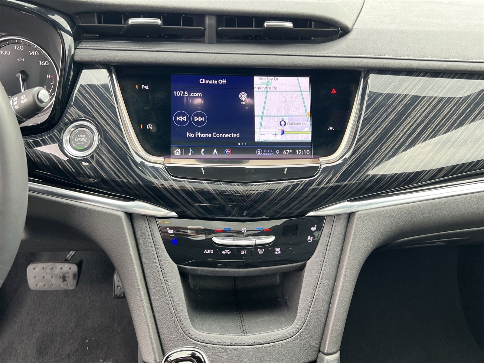 Thumbnail: 2025 Cadillac XT6 - 28