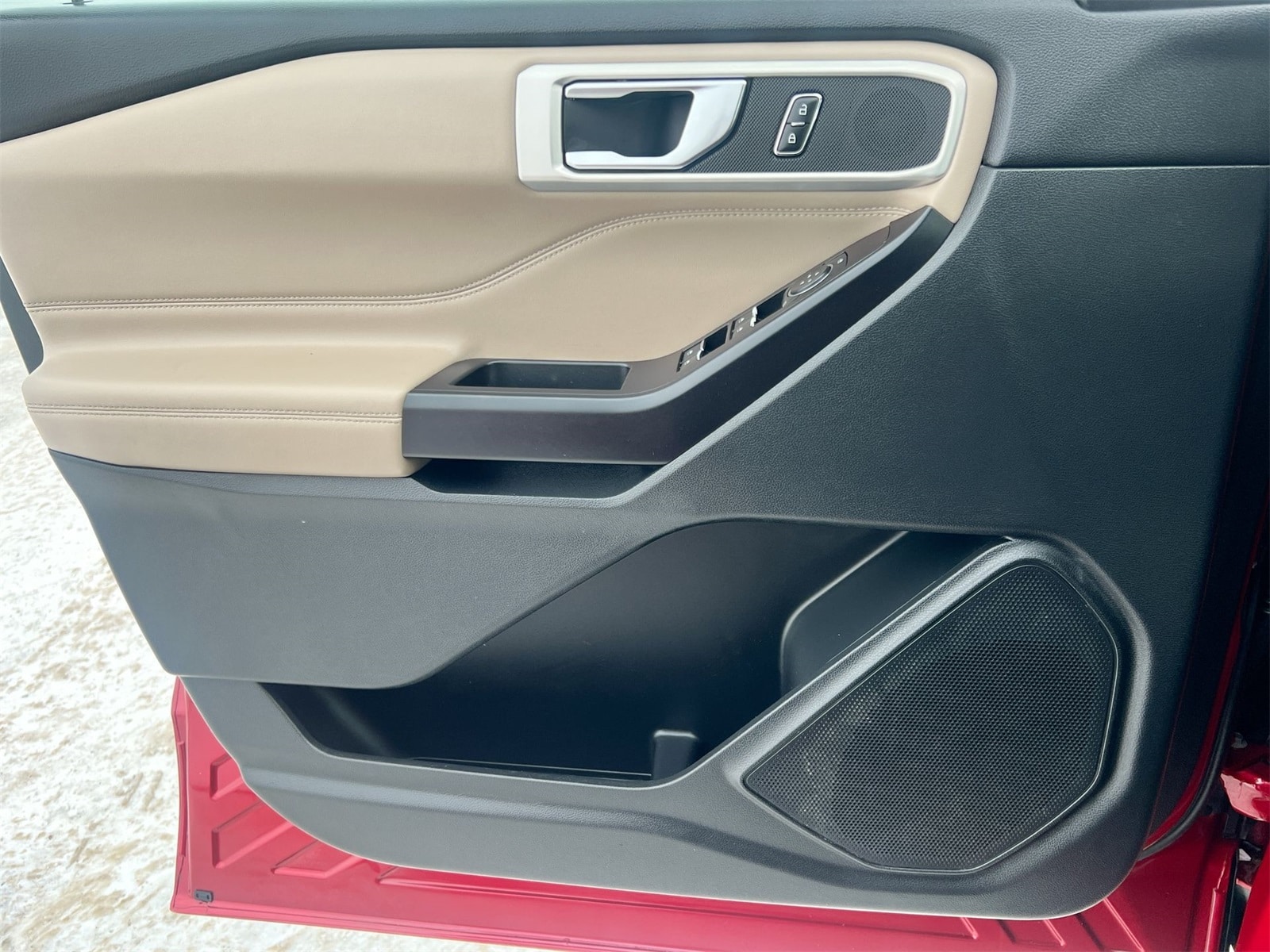 Thumbnail: 2020 Ford Explorer - 30