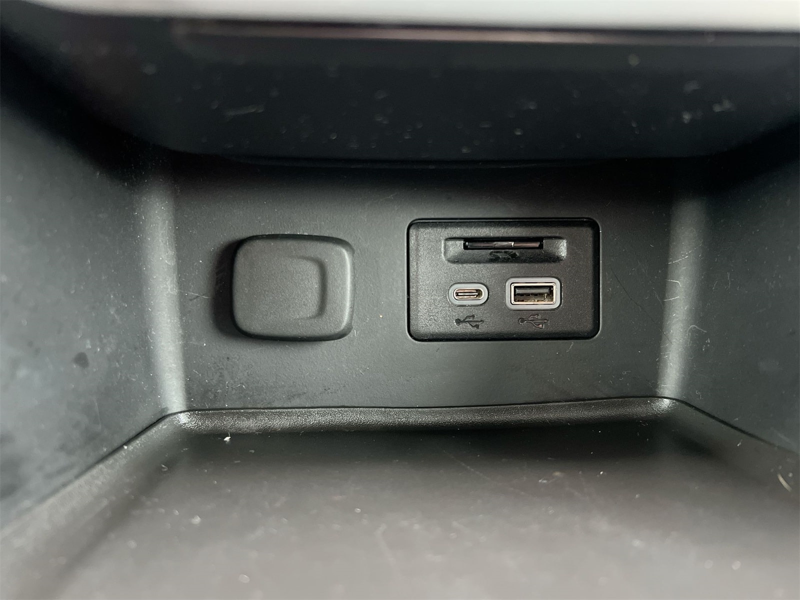 Thumbnail: 2020 GMC Acadia - 31