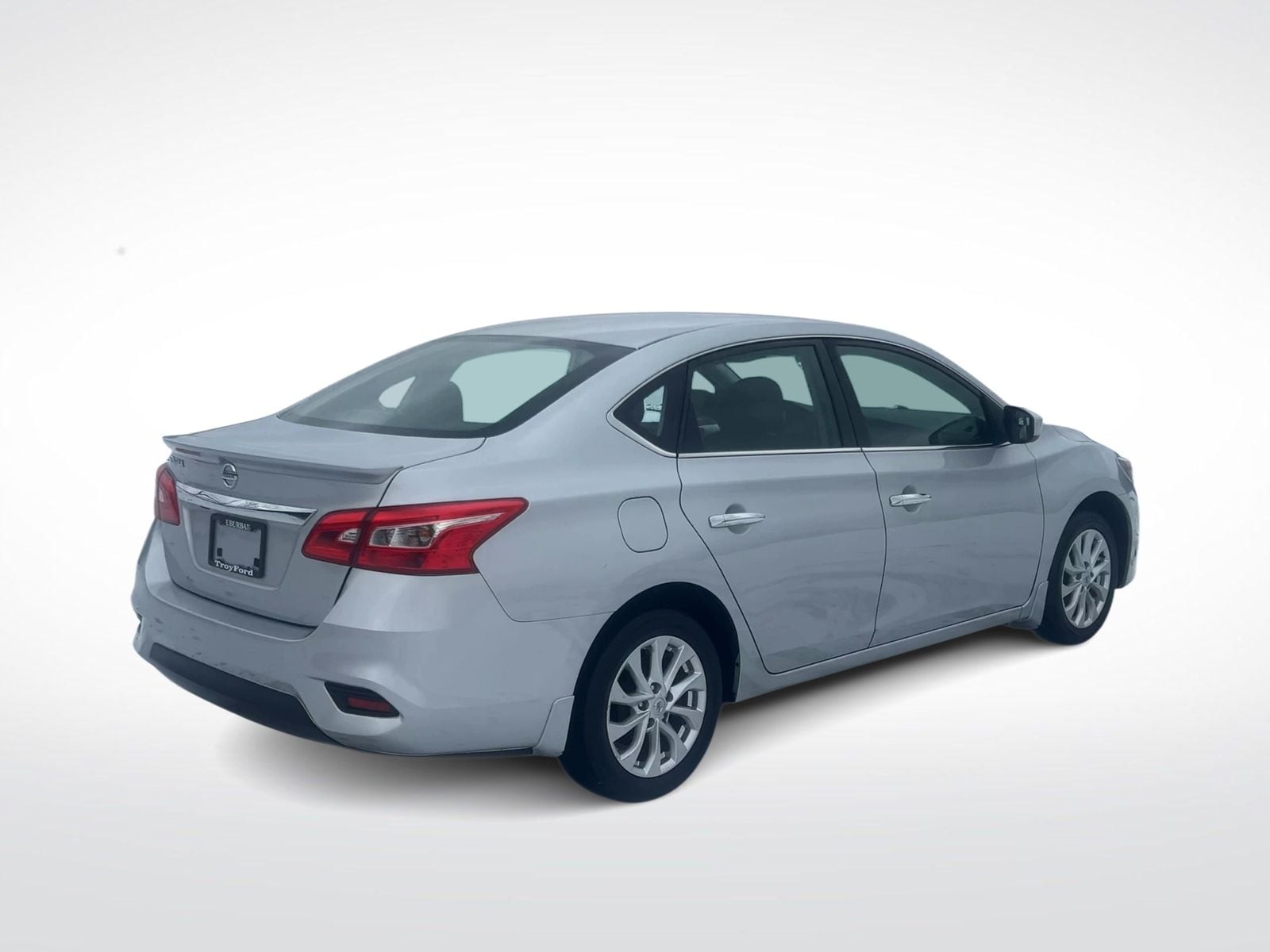 Thumbnail: 2019 Nissan Sentra - 9