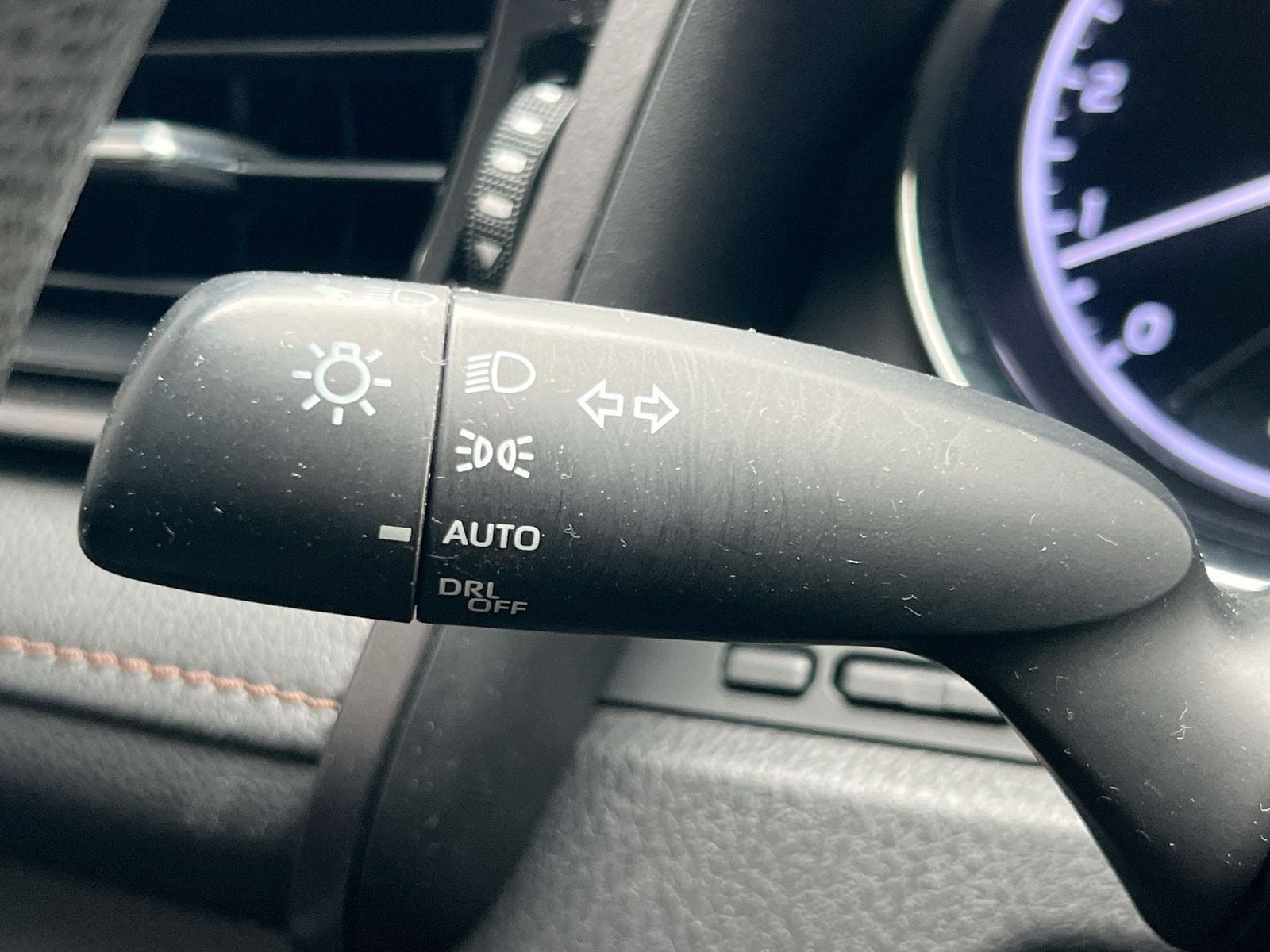 Thumbnail: 2019 Toyota Camry - 26