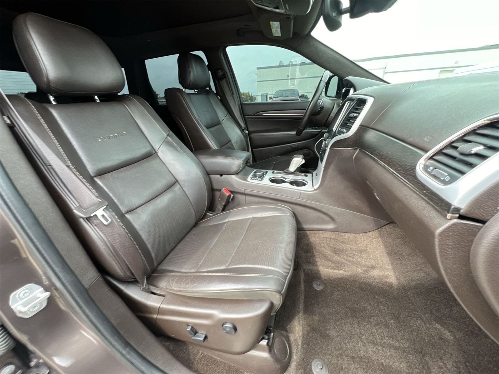 Thumbnail: 2018 Jeep Grand Cherokee - 22