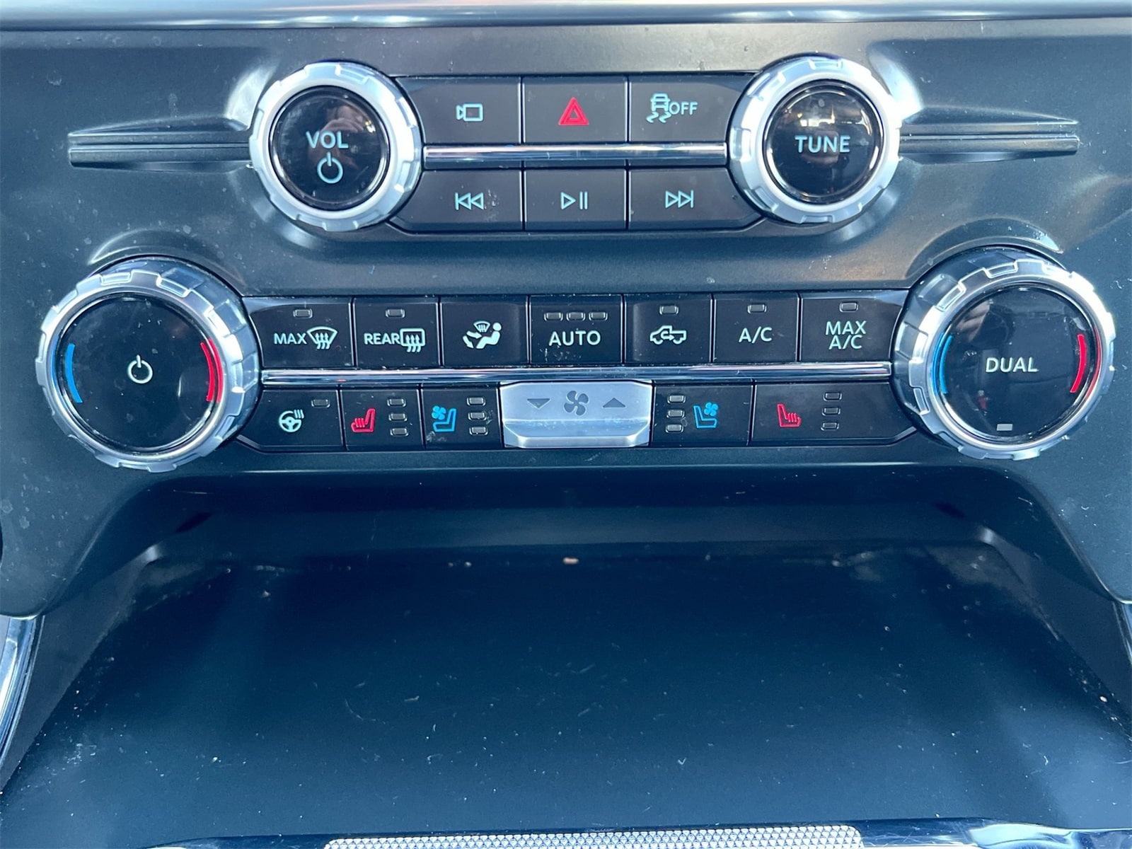 Thumbnail: 2025 Ford F-150 - 27