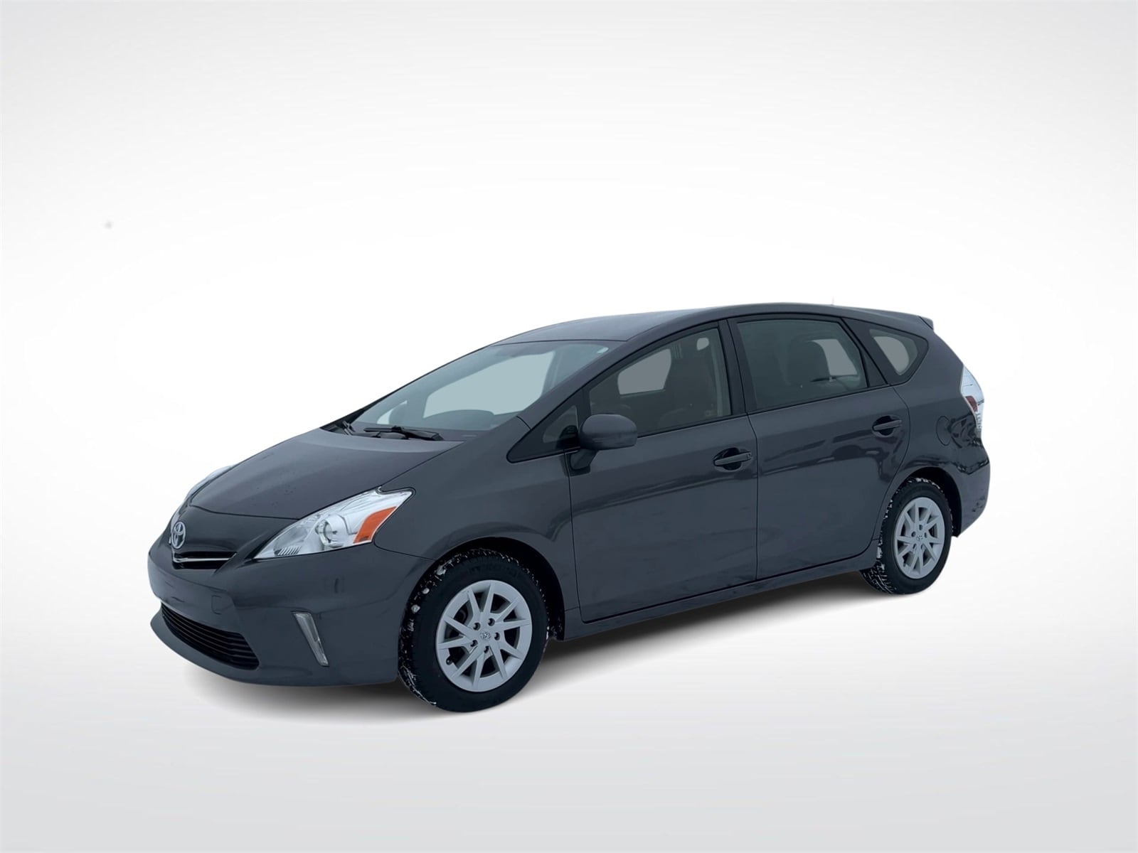 Thumbnail: 2014 Toyota Prius v - 4