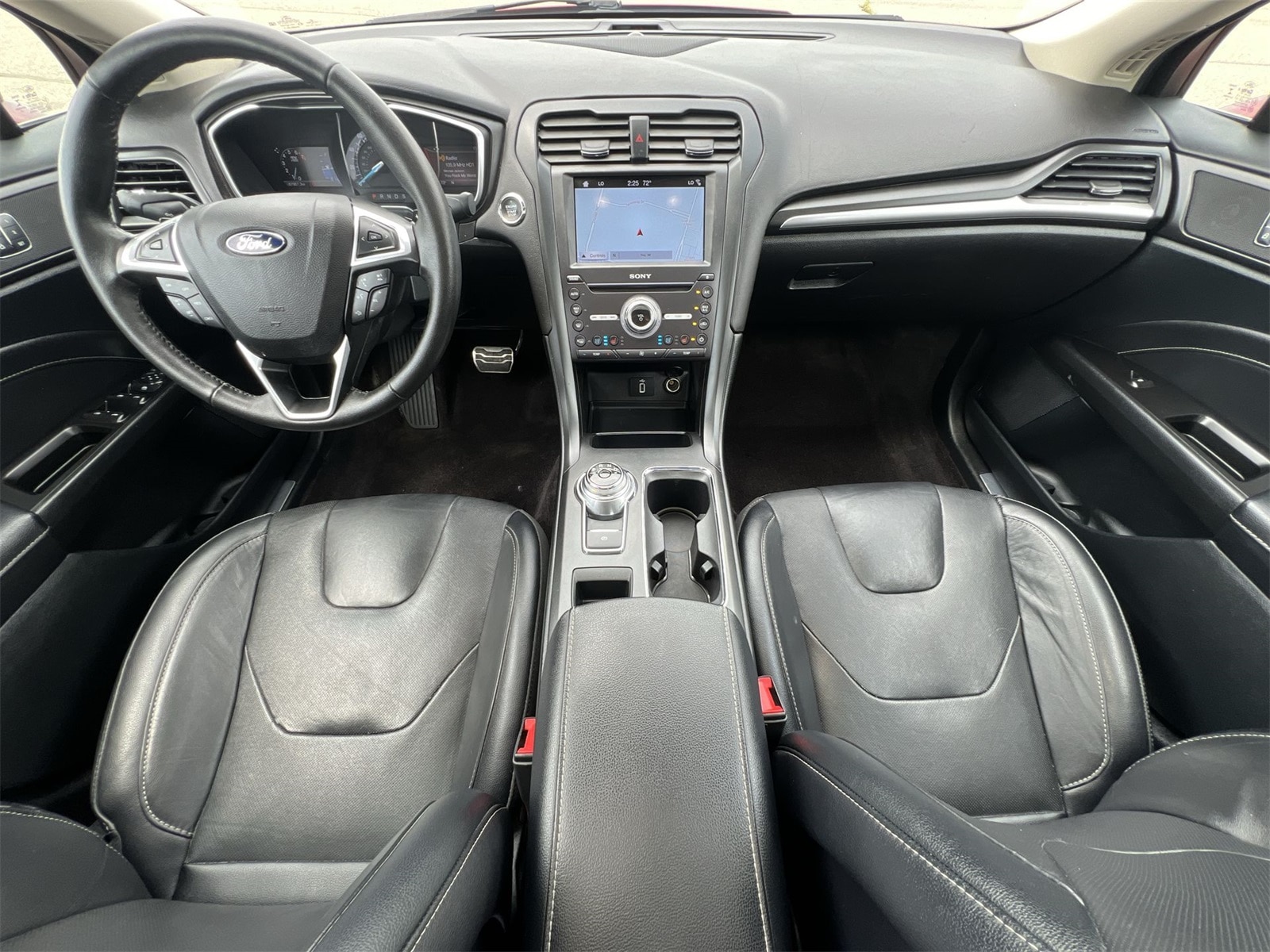 2017 Ford Fusion Titanium 16
