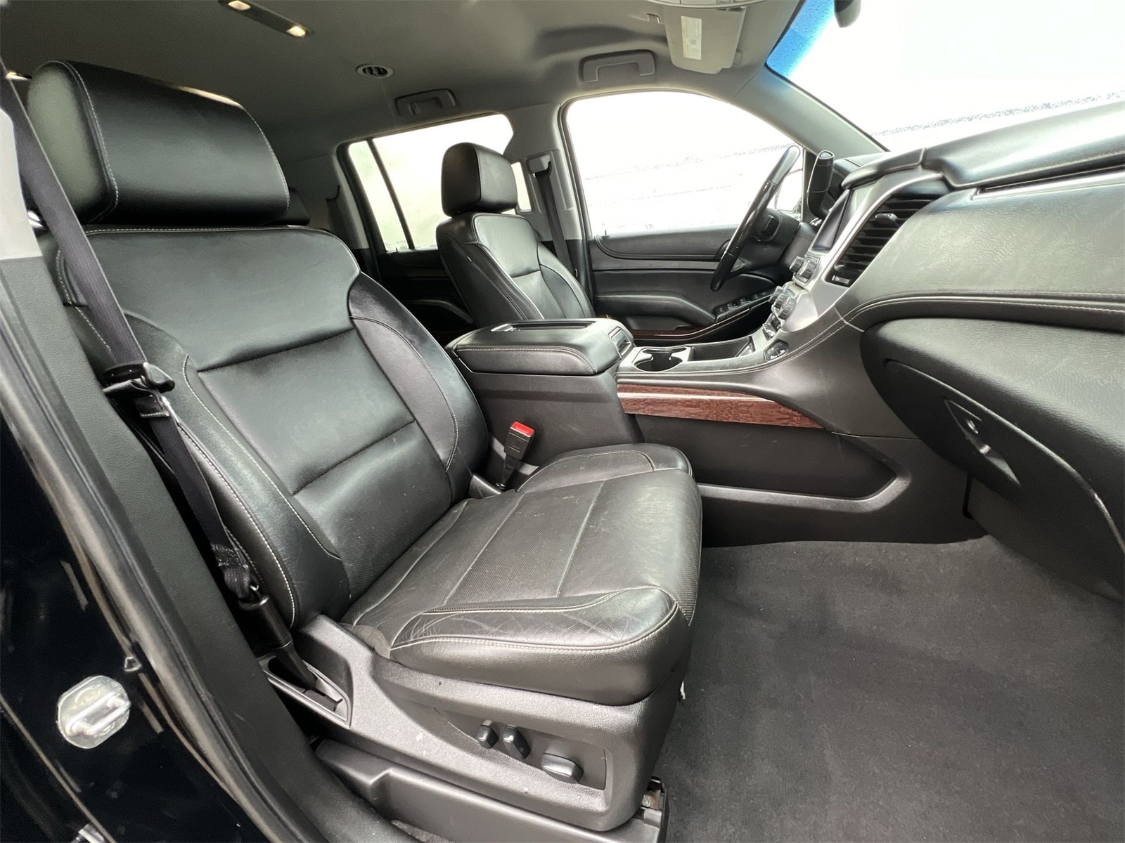 Thumbnail: 2019 GMC Yukon XL - 21