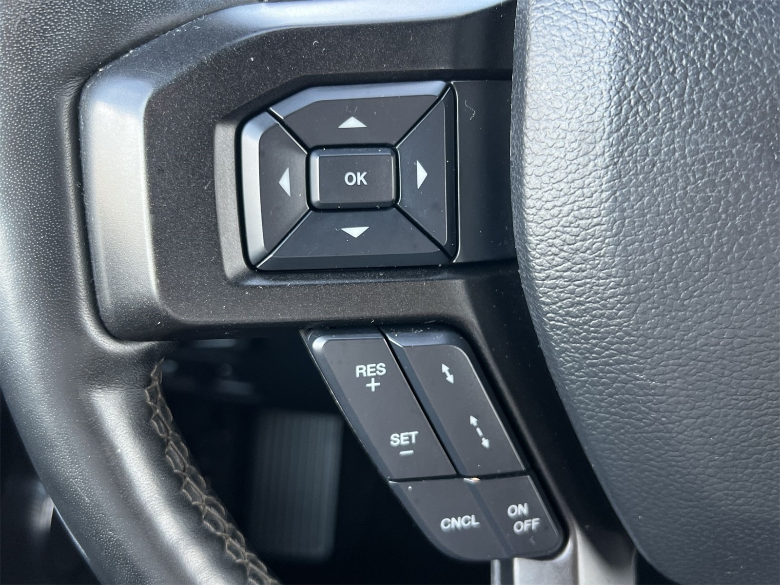 Thumbnail: 2019 Ford Expedition - 22