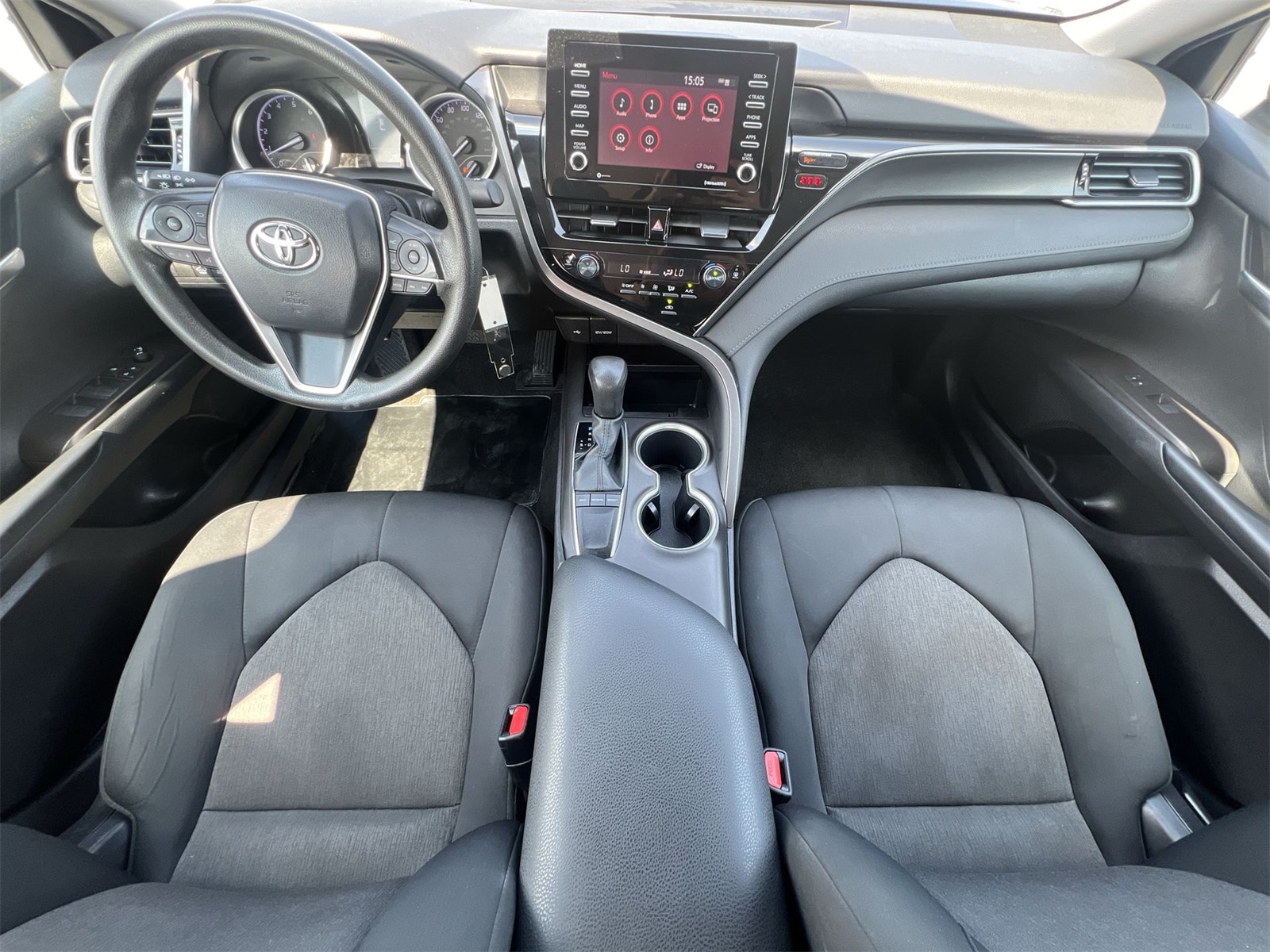 Thumbnail: 2022 Toyota Camry - 16