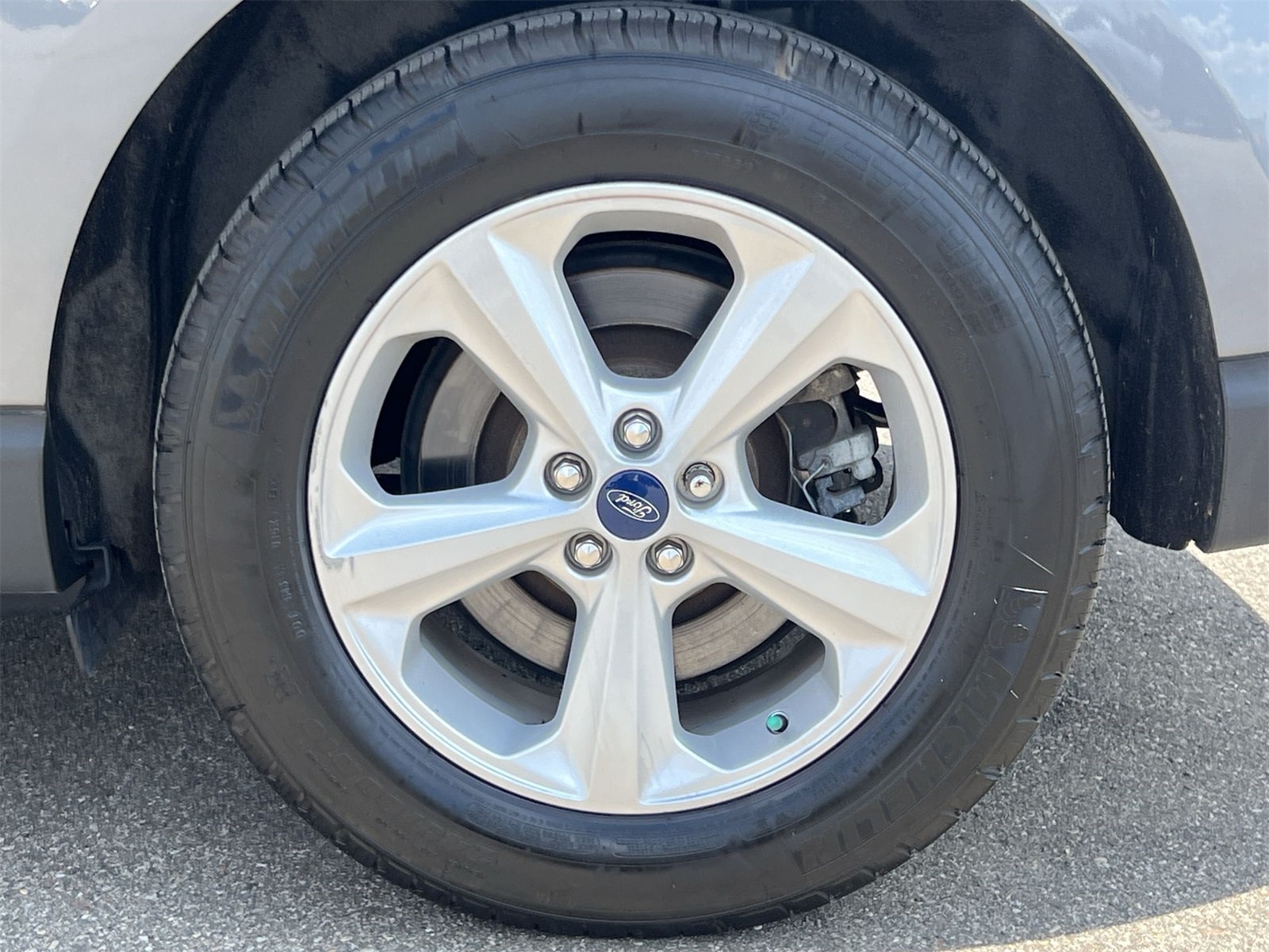 Thumbnail: 2021 Ford Edge - 14