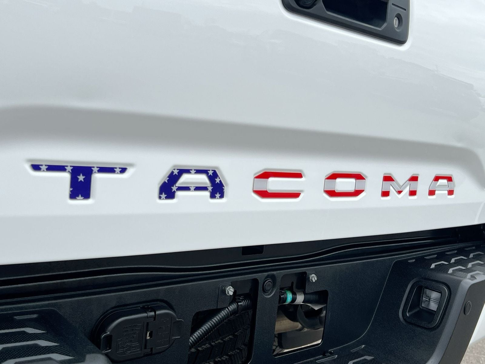 Thumbnail: 2019 Toyota Tacoma - 13