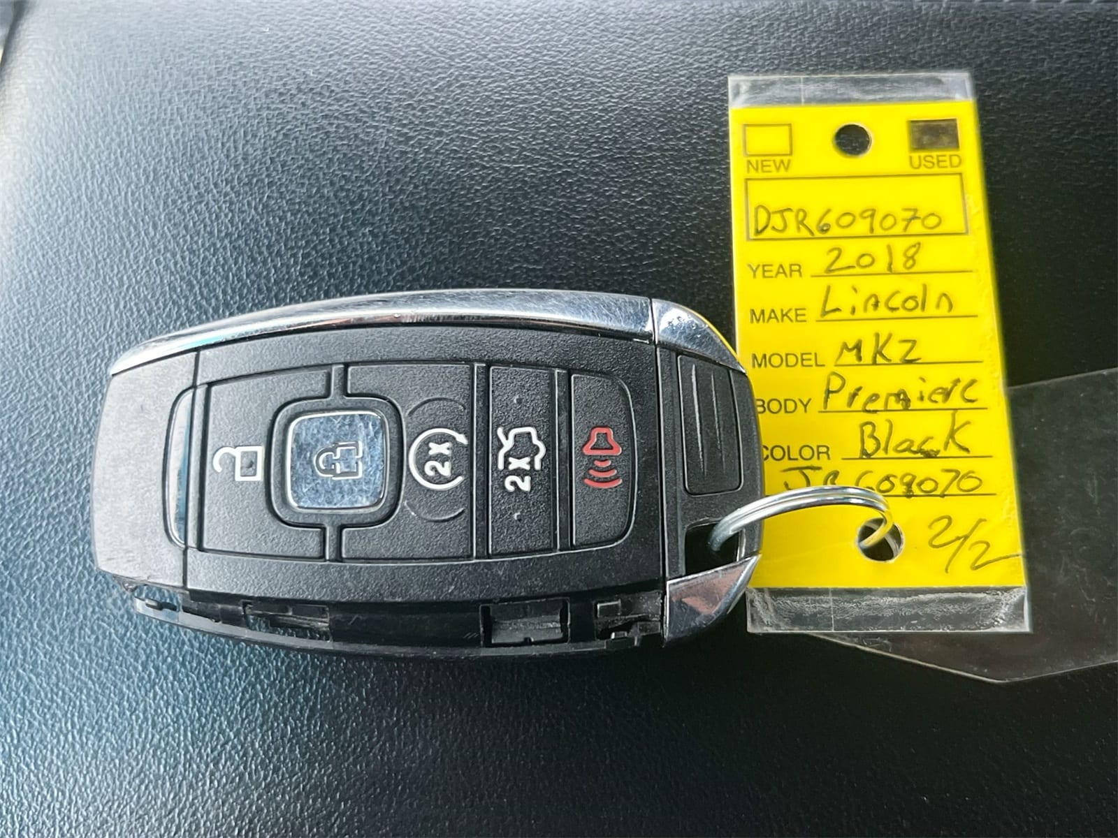 Thumbnail: 2018 Lincoln MKZ - 36