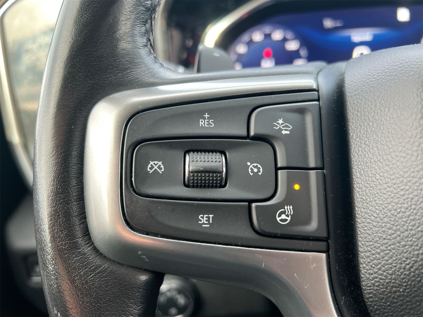 Thumbnail: 2022 Chevrolet Silverado 1500 - 23