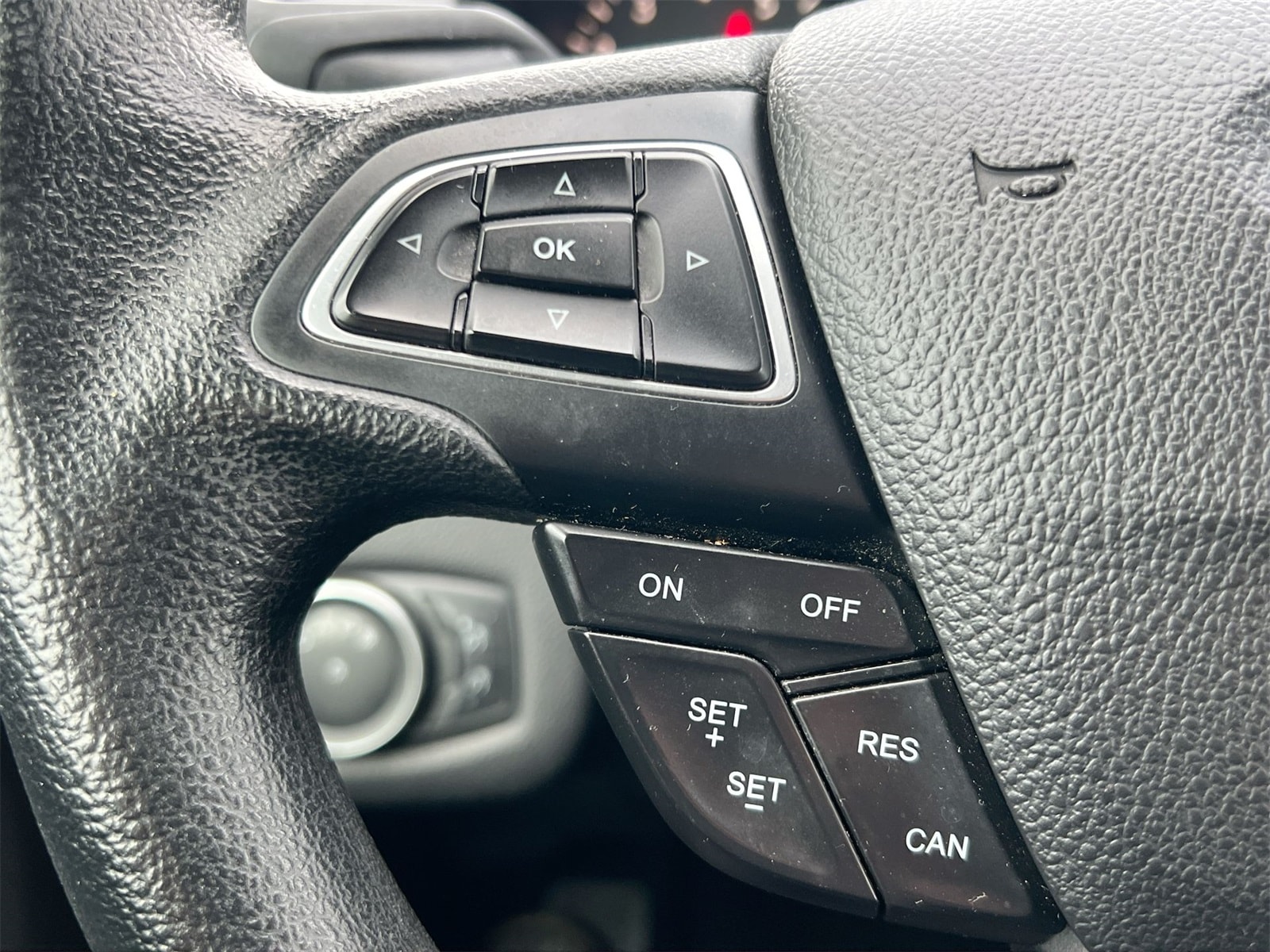 Thumbnail: 2019 Ford Escape - 23