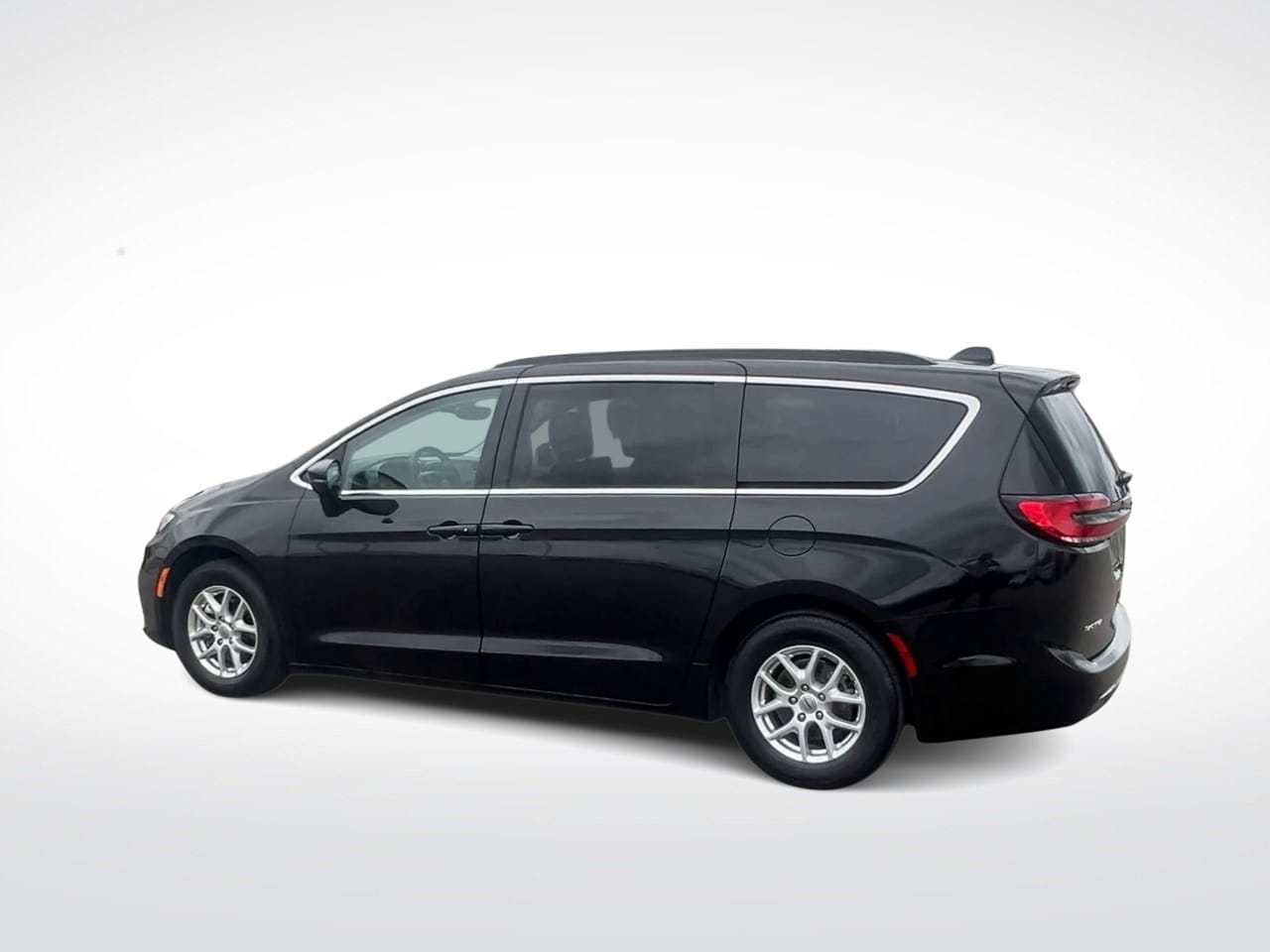 Thumbnail: 2022 Chrysler Pacifica - 6