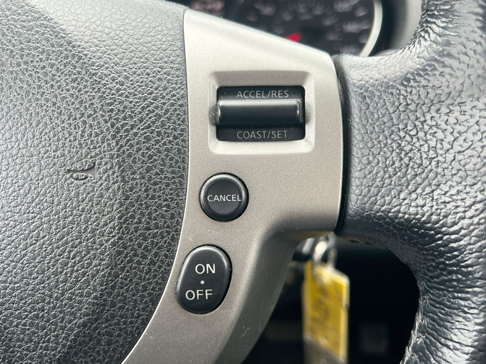 Thumbnail: 2013 Nissan Rogue - 24