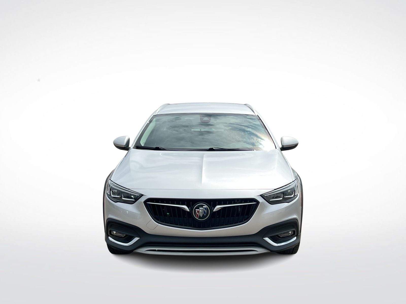 Thumbnail: 2018 Buick Regal - 3