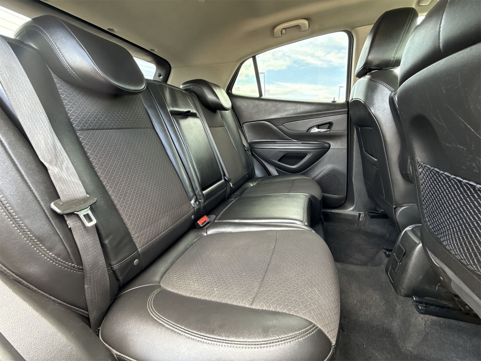 Thumbnail: 2019 Buick Encore - 21