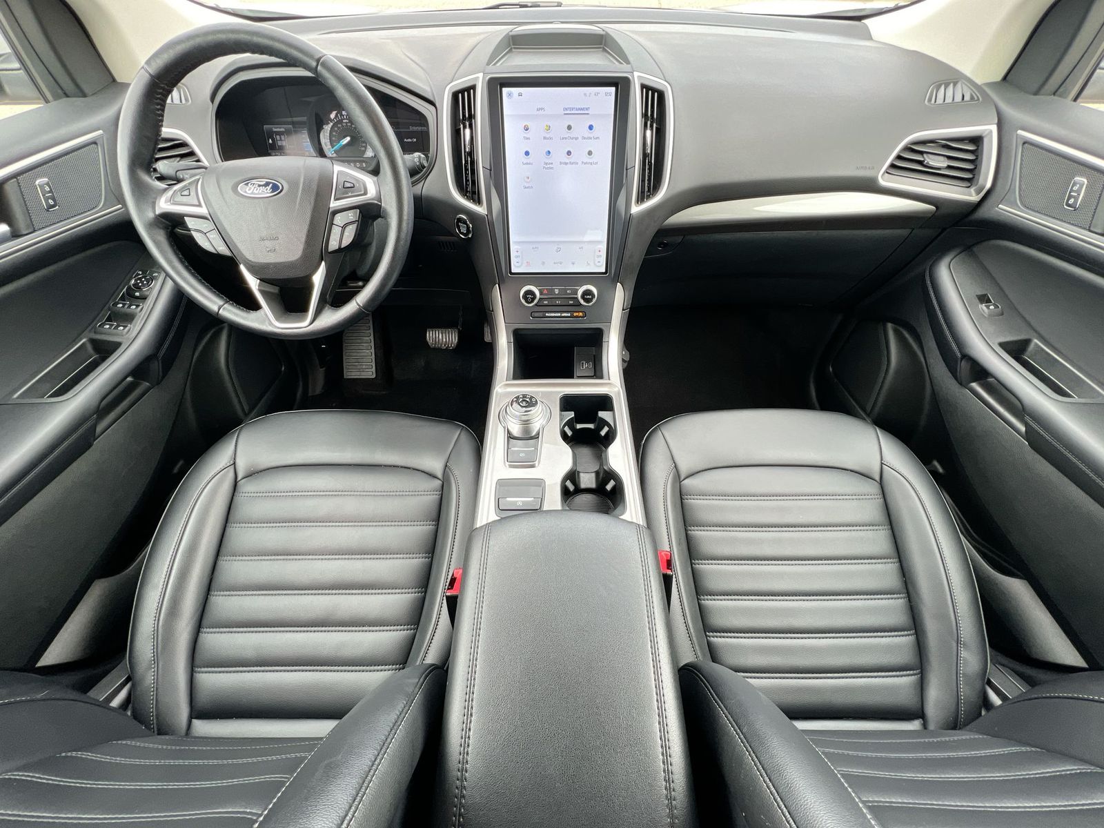 Thumbnail: 2023 Ford Edge - 14