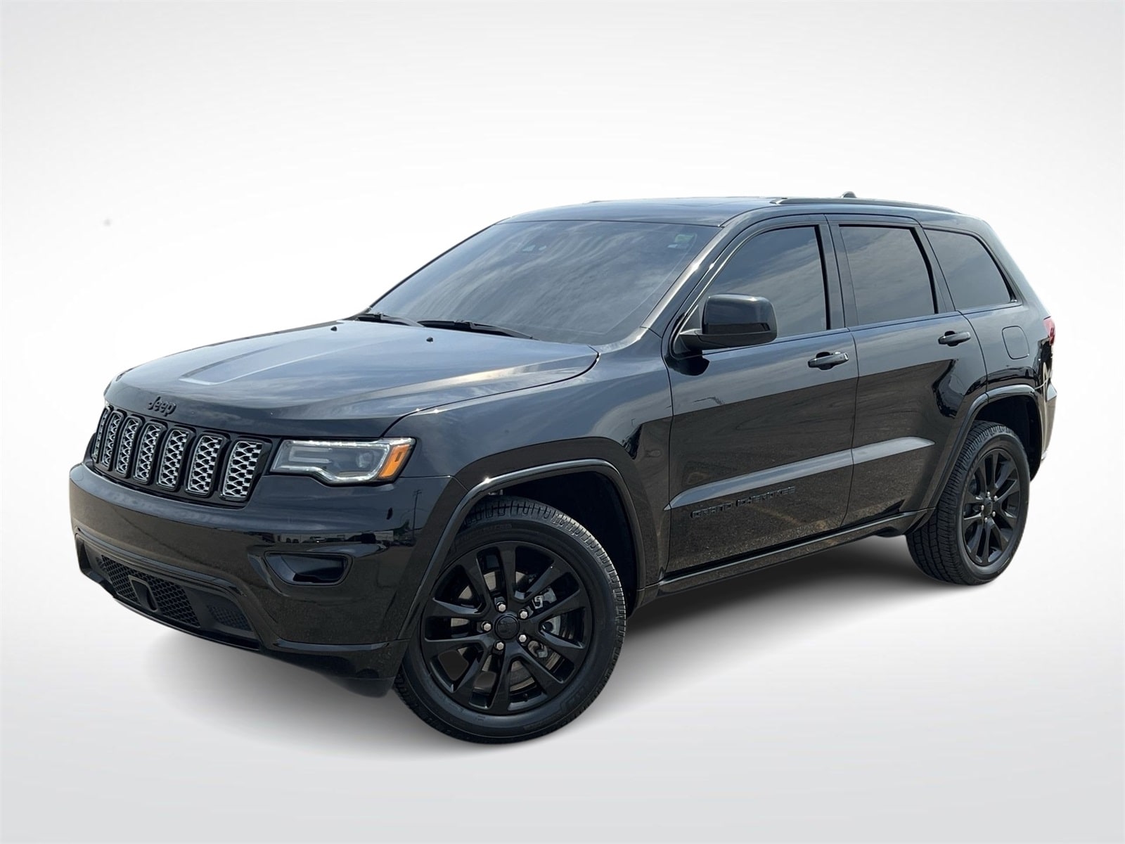 2020 Jeep Grand Cherokee Altitude Hero Image