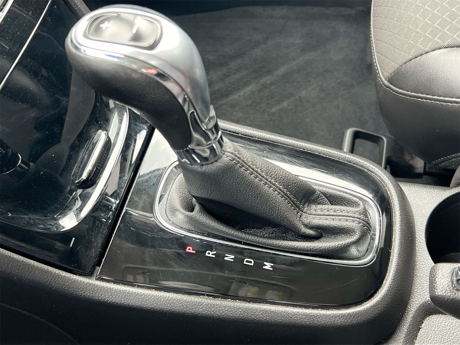 Thumbnail: 2018 Buick Encore - 32