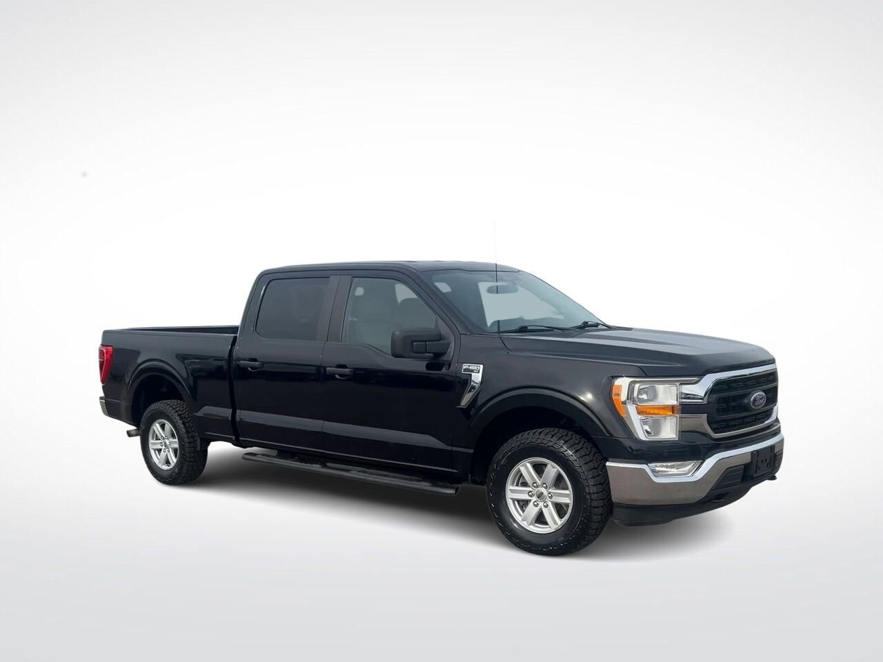 2022 Ford F-150 XLT photo 2