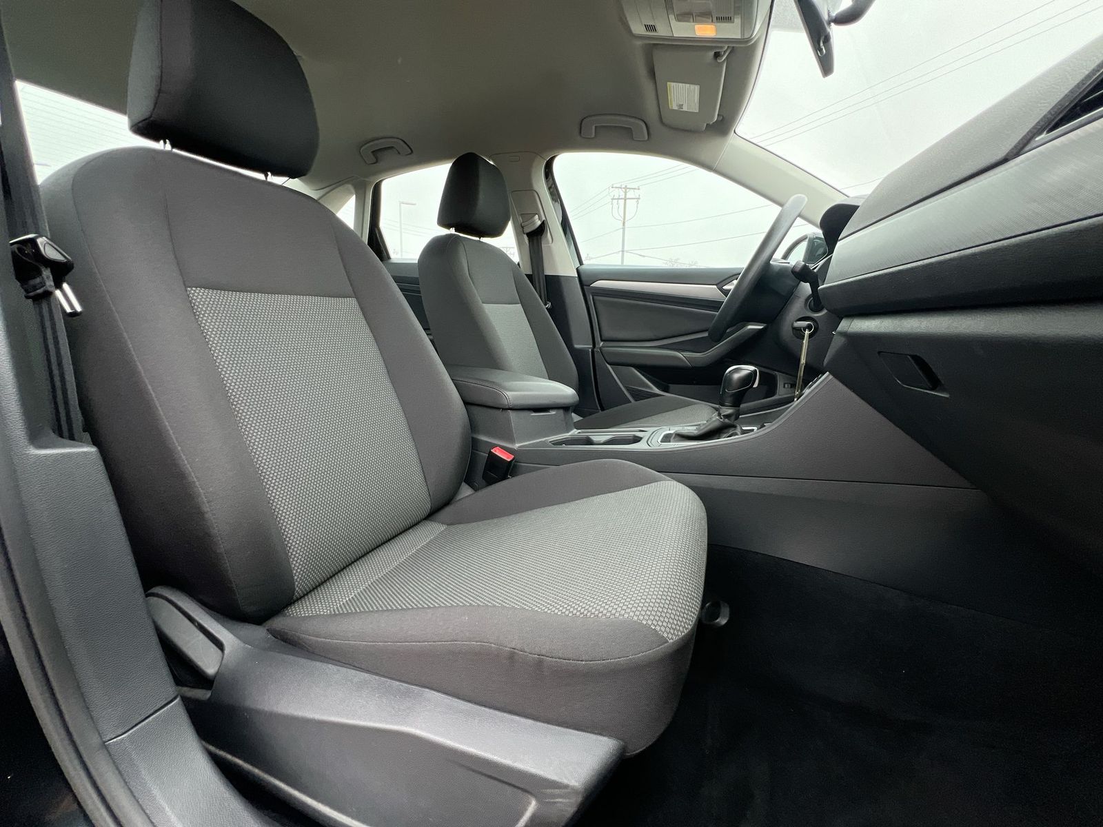 Thumbnail: 2019 Volkswagen Jetta - 21