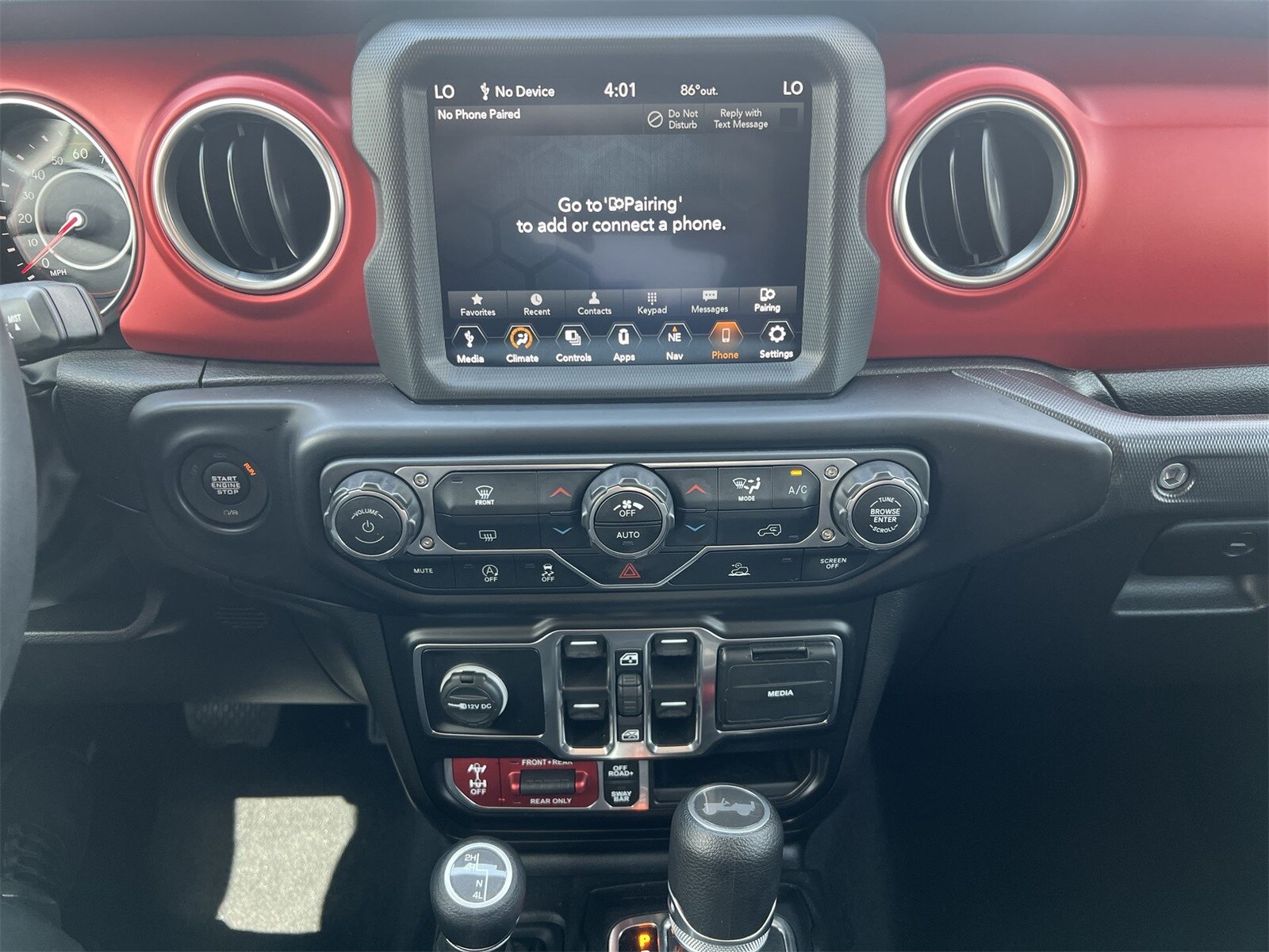 Thumbnail: 2022 Jeep Wrangler - 27