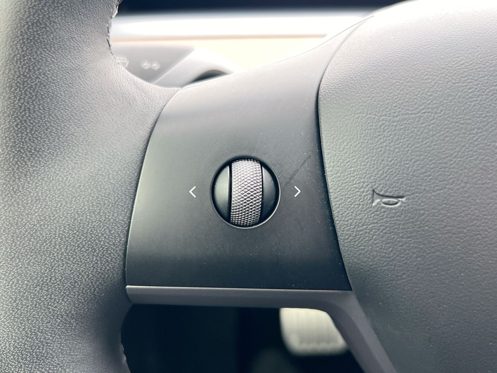 Thumbnail: 2022 Tesla Model Y - 23