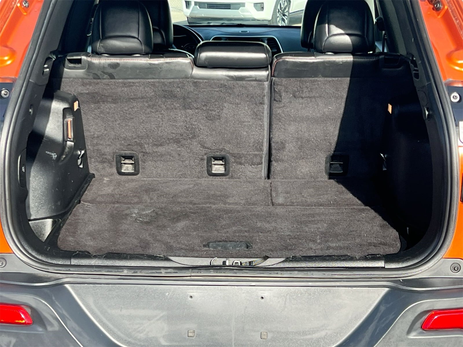 Thumbnail: 2015 Jeep Cherokee - 33