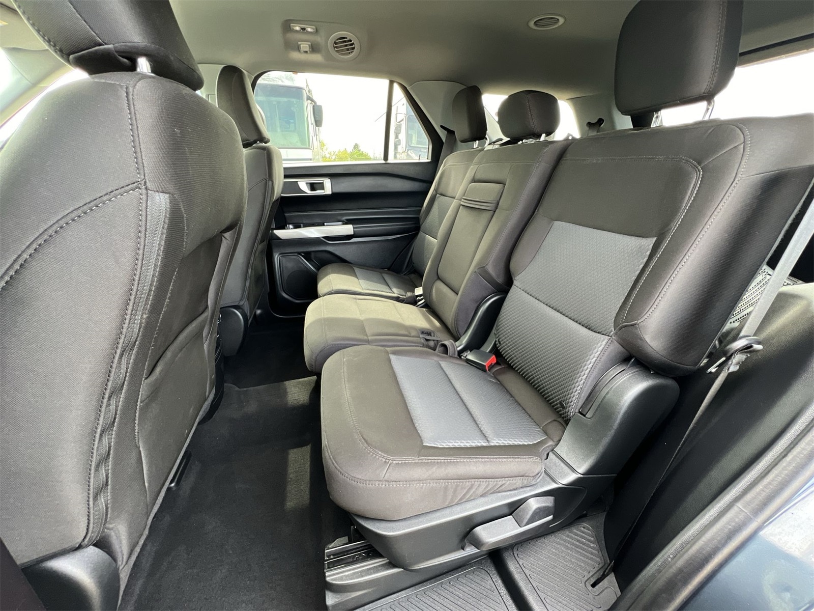 Thumbnail: 2022 Ford Explorer - 20