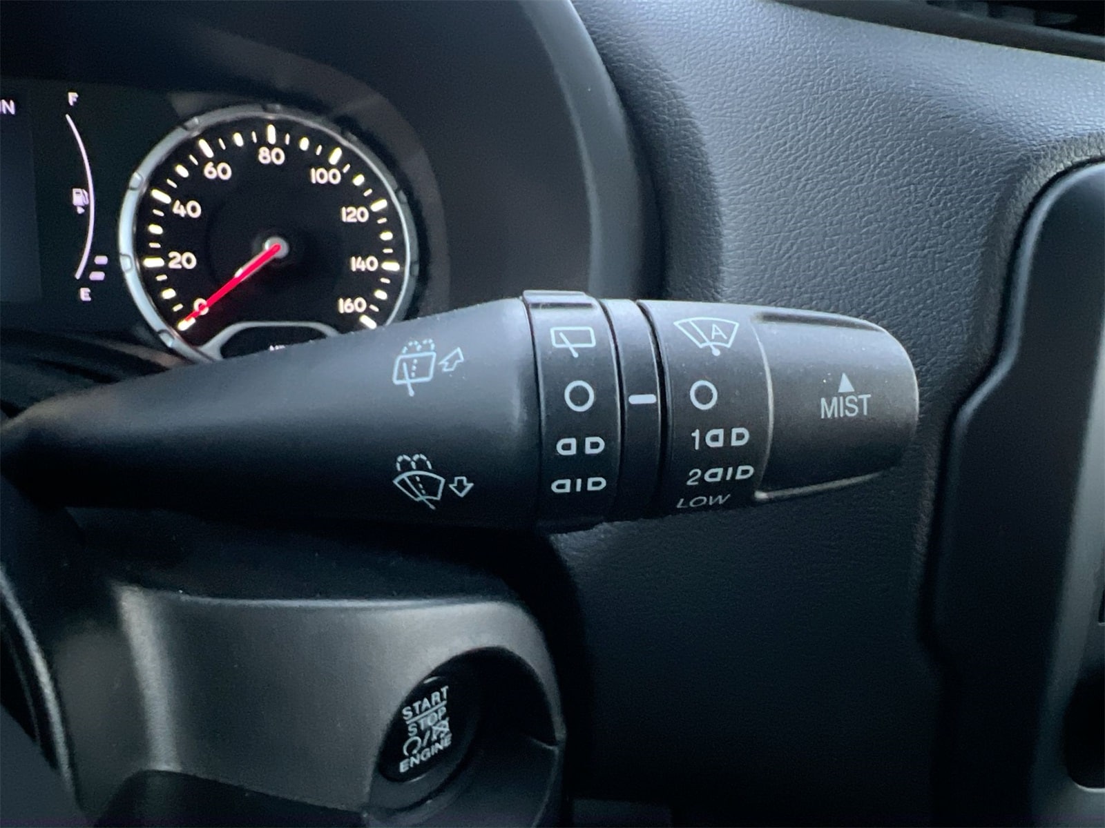 Thumbnail: 2017 Jeep Renegade - 25