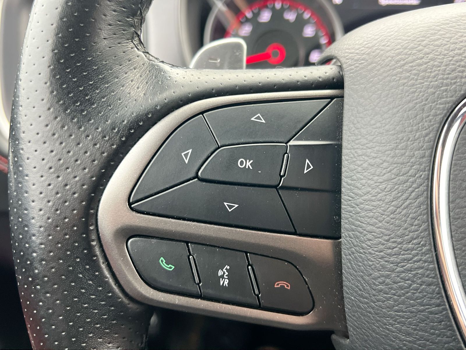 Thumbnail: 2020 Dodge Charger - 23