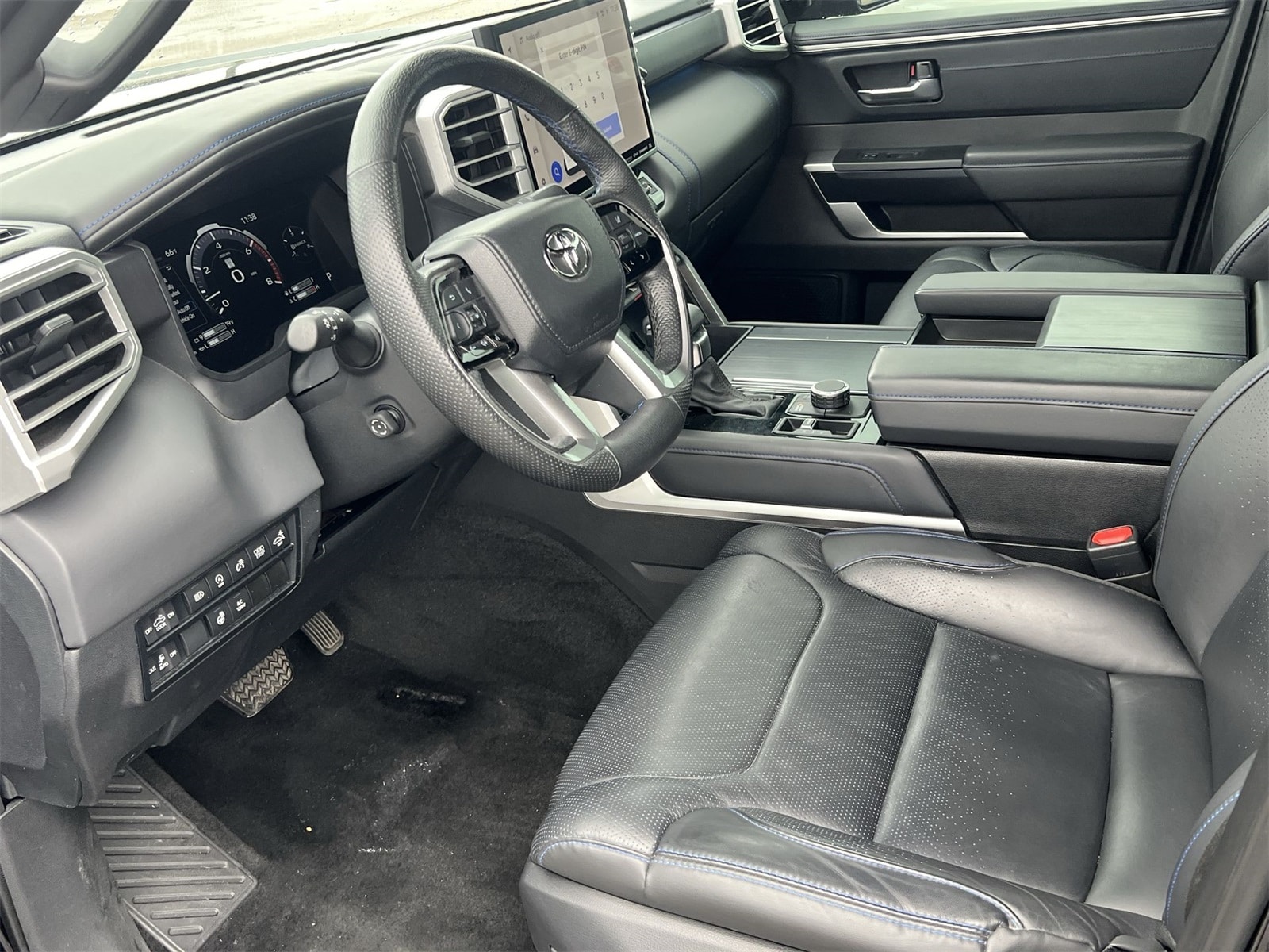 Thumbnail: 2023 Toyota Tundra - 10